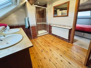 Photo 18- click for photo gallery